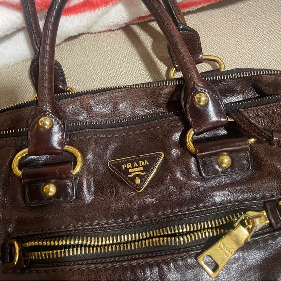 100% Authentic Prada X Large Leather Tote Bag - Picture 2 of 11